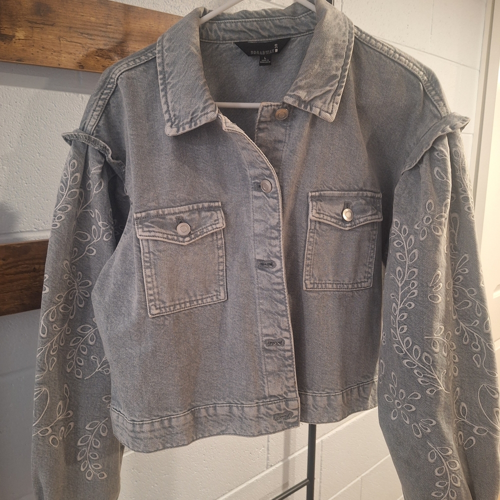 Broadway 38 Light Gray Denim Jacket